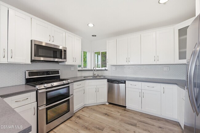 Building Photo - 5076 Escobedo Dr