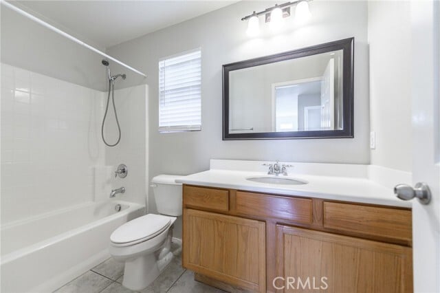 Building Photo - 502 N Placer Privado