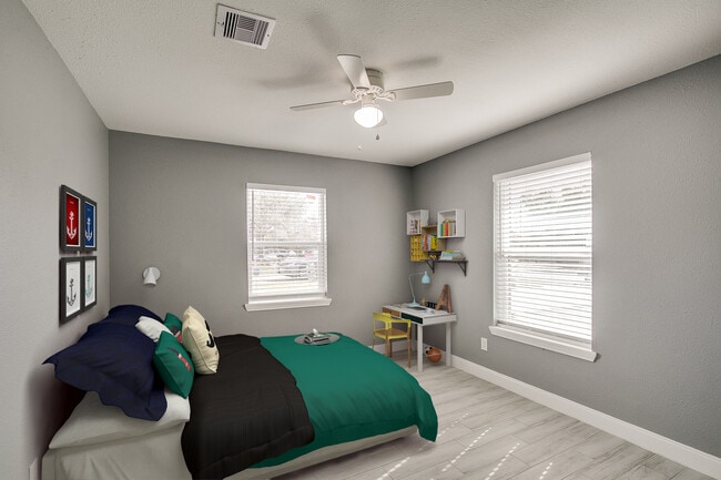 Building Photo - 907 Avenue E