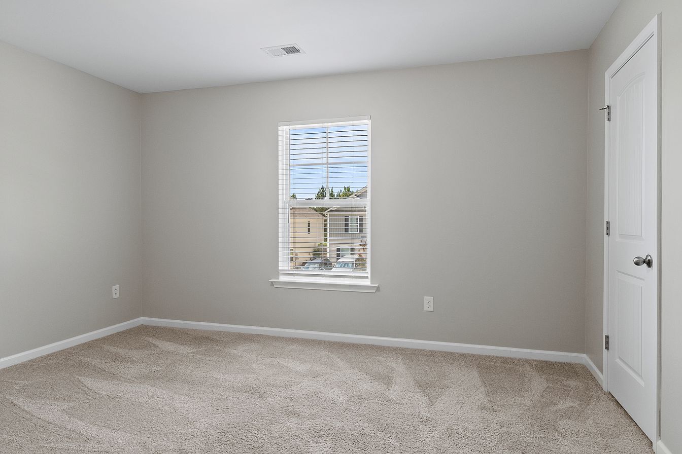 2nd floor bedroom - 207 Royal Way