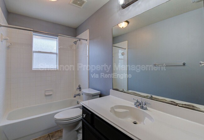 Building Photo - 3403 Kerr Ln