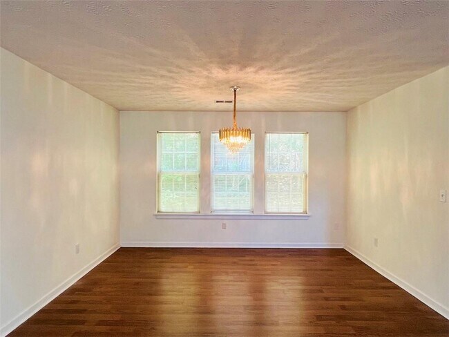 Building Photo - 3663 Willgrove Way