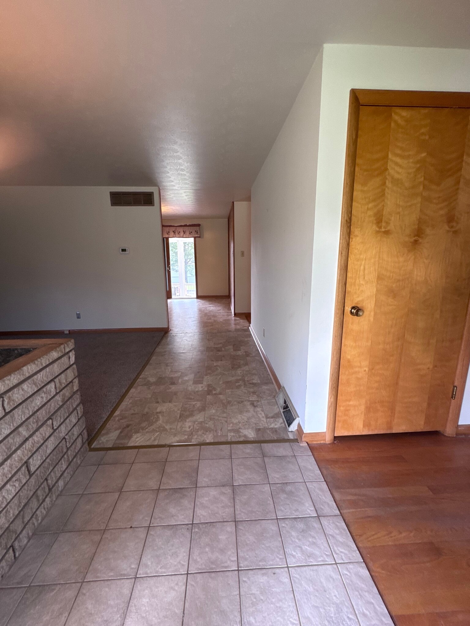 Building Photo - 2317 Miller Ave
