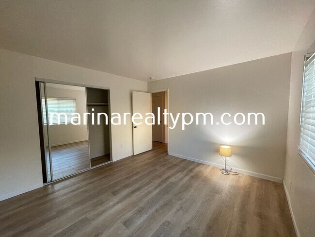 Building Photo - 114 Carolina St