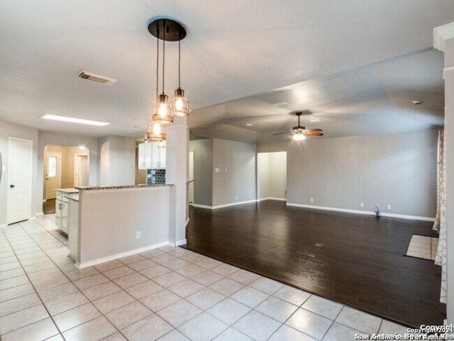 Building Photo - 5823 Rolling Forest Dr