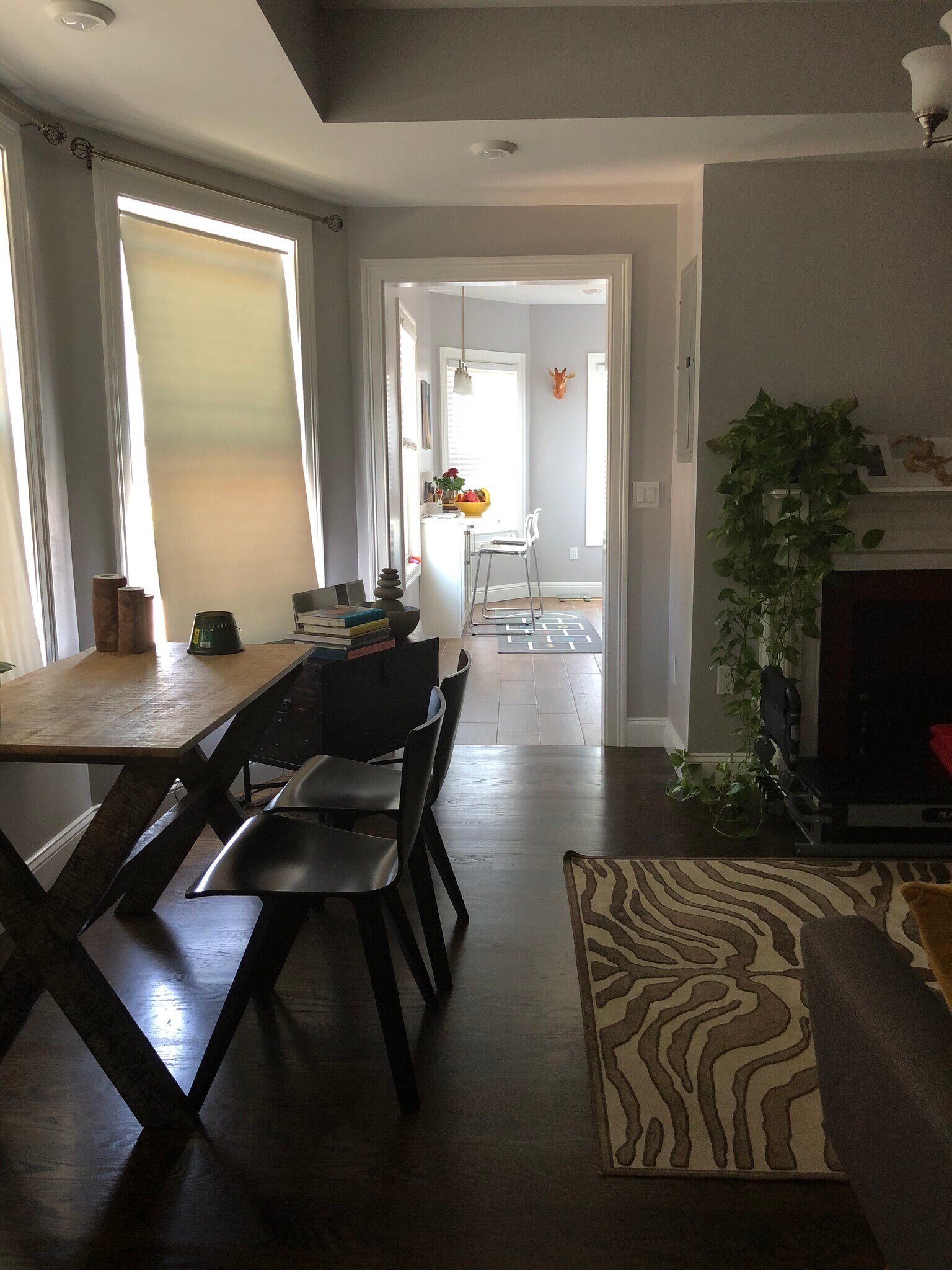 Building Photo - 224 Main St