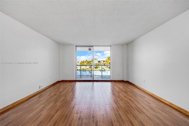 Building Photo - 2841 NE 163rd St