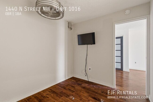 Building Photo - 1440 N Street NW-Unit 1016