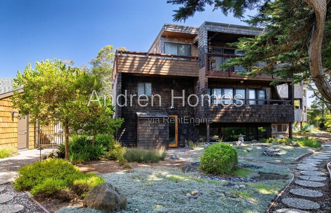 Building Photo - 22660 E Cliff Dr