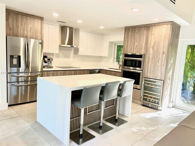 Building Photo - 4445 Red Rd