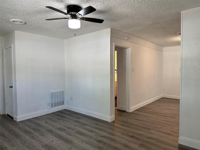 Building Photo - 3211 Poplar St