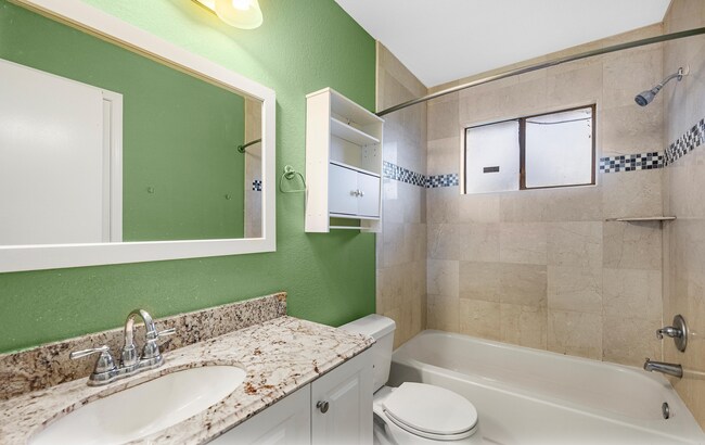 Building Photo - 3823 Suttonford Dr