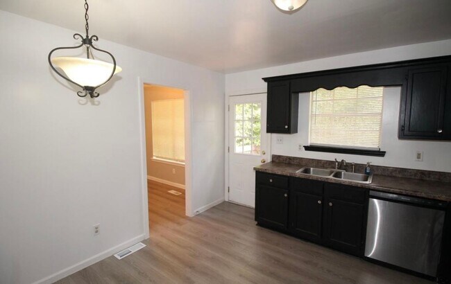 Building Photo - New For Rent in Grayson Valley!