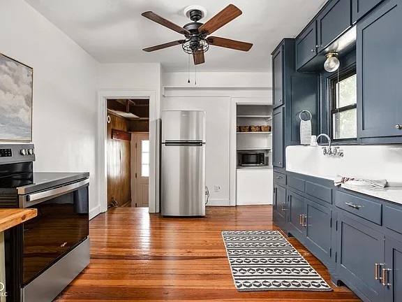 4643 Rookwood Avenue kitchen - 4643 Rookwood Ave