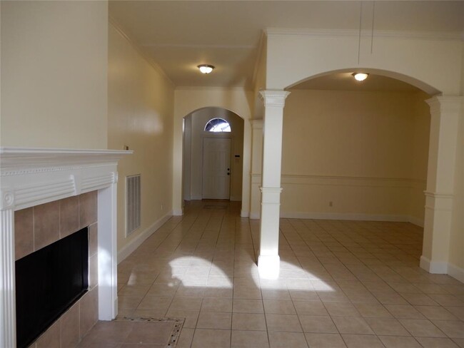 Building Photo - 5302 Rustling Trails Dr