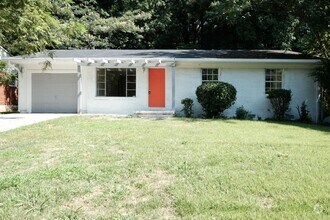 Building Photo - Spacious 4br Ranch Home