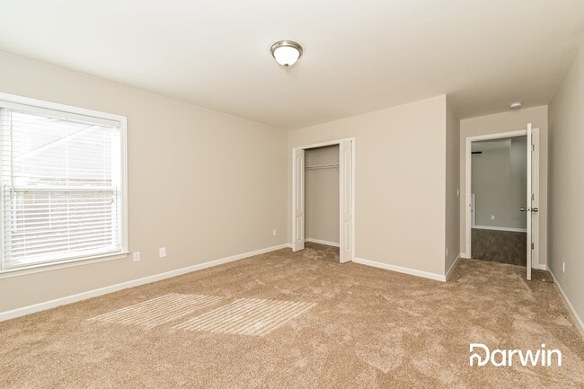 Building Photo - 1300 Ethans Way