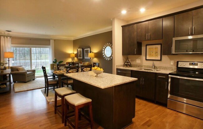 Building Photo - 70 Trotter Rd