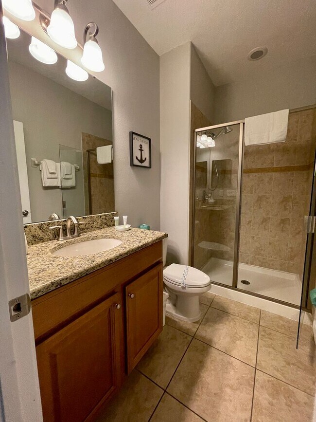 Building Photo - RENOVATED 4 bed 3 bath Completely FURNISHED with Private Pool in Resort Community