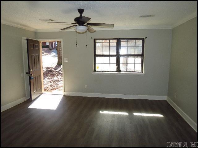 Building Photo - 3122 Sharon Cove