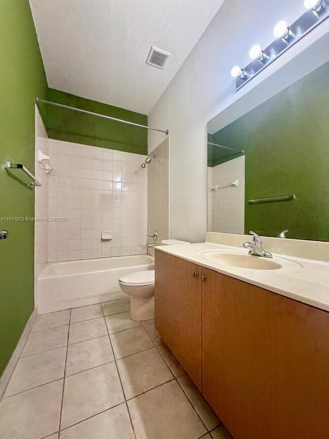 Building Photo - 3972 SW 149th Pl