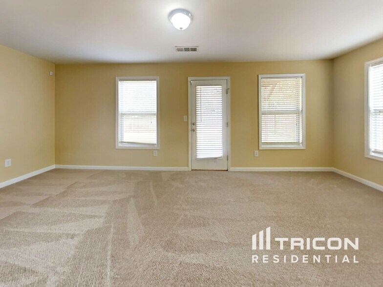 Building Photo - 276 Hawken Trail