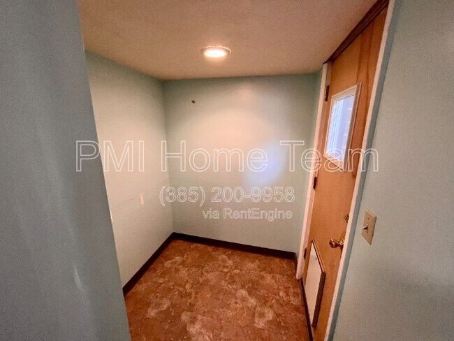 Building Photo - 2636 W 5750 S