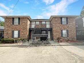 Building Photo - 2900 Clermont St