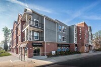 Building Photo - 946 Doctor M.L.K. Jr St