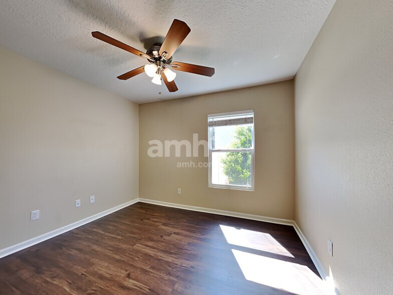 Building Photo - 4203 Sandhill Crane Ter