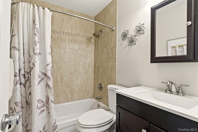 Building Photo - 11 Indian Trce