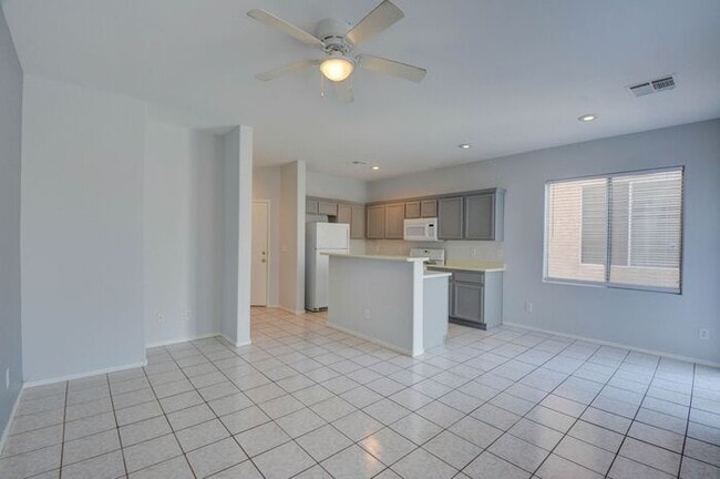 Building Photo - BEAUTIFUL 2 STORY SINGLE FAMILY HOME WITH 3 BEDROOMS AND 2.5 BATHS LOCATED IN SOUTHWEST