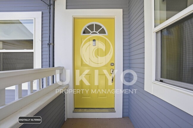 Building Photo - 1123 30th St