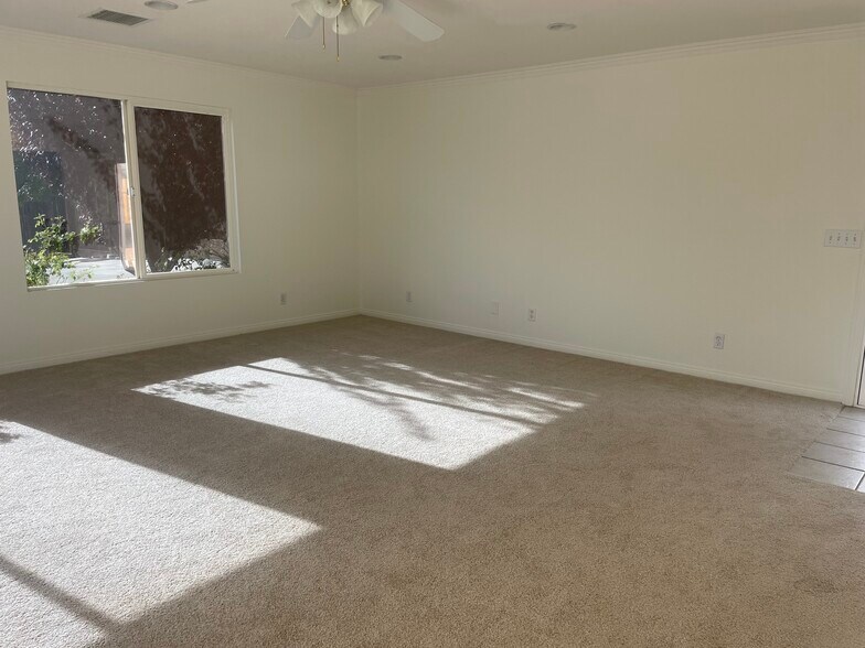 Building Photo - 21285 Shoemaker Ln