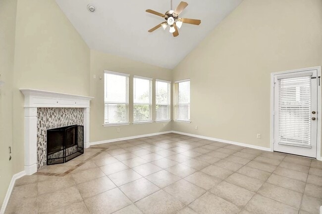 Building Photo - 6315 Bain Dr