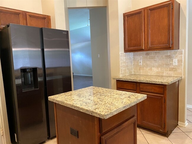 Building Photo - 4401 Egret Dr