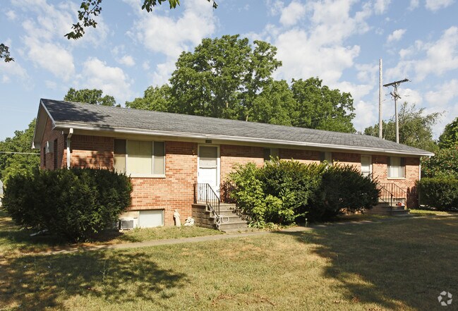 Primary Photo - 16490 Seymour Rd