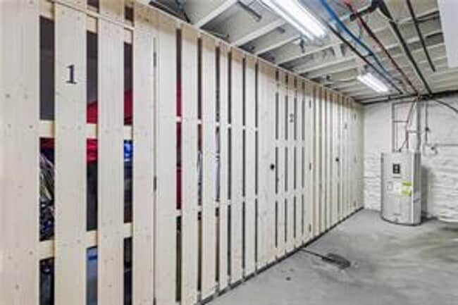 Building Photo - Taylor,N.428CentralERR