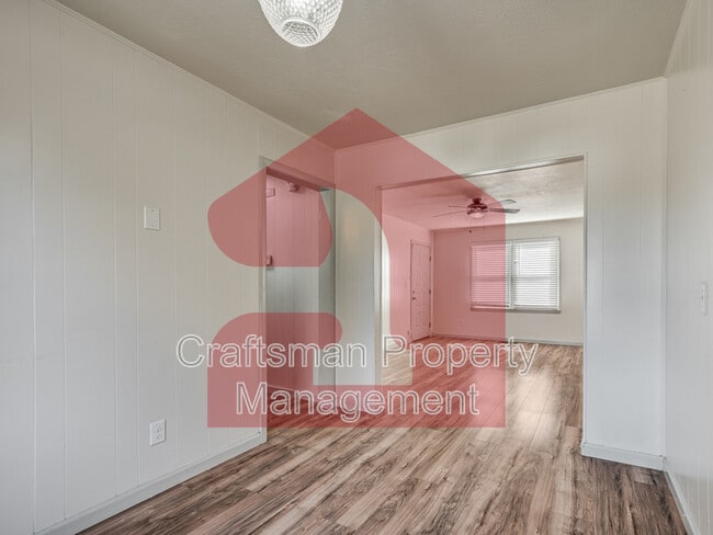 Building Photo - 3225 NW 33rd St