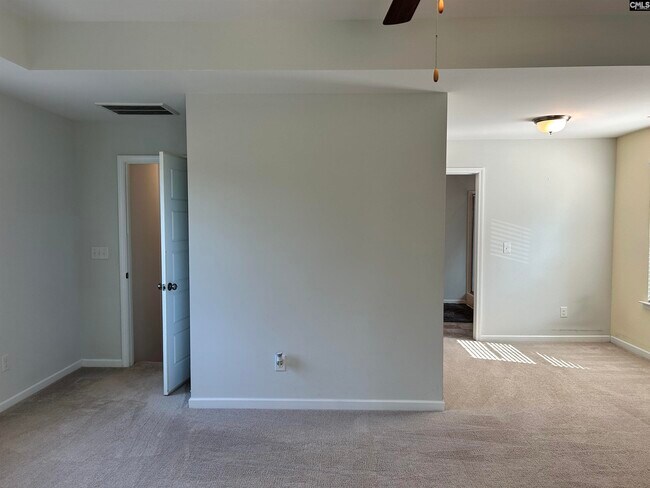 Building Photo - 309 Lanyard Ln
