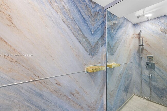 Building Photo - 1100 West Ave