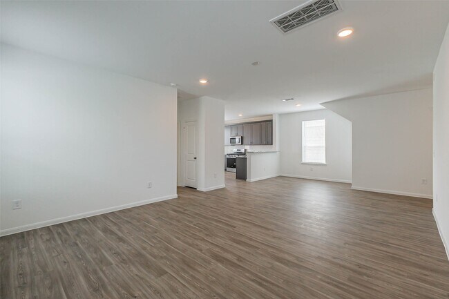 Primary Photo - 23667 Cranberry Grader Ln