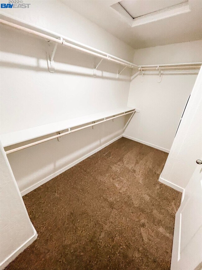 Building Photo - 2280 Craig Ct