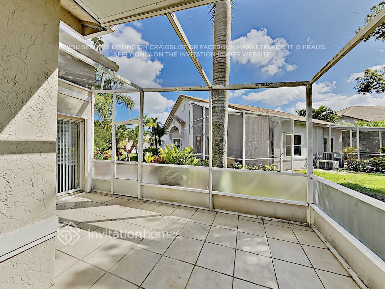 Building Photo - 10658 Pelican Dr