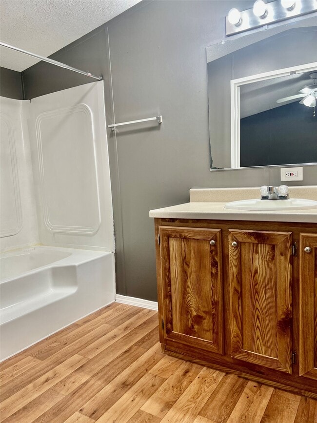 Building Photo - 20647 Shady Ln