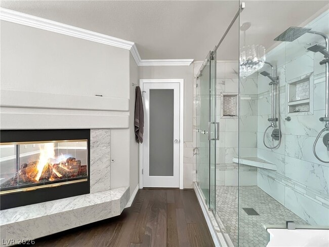 Building Photo - 595 Campus Oaks Ct