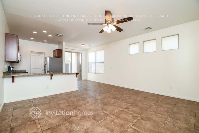 Building Photo - 1413 S Moccasin Trail