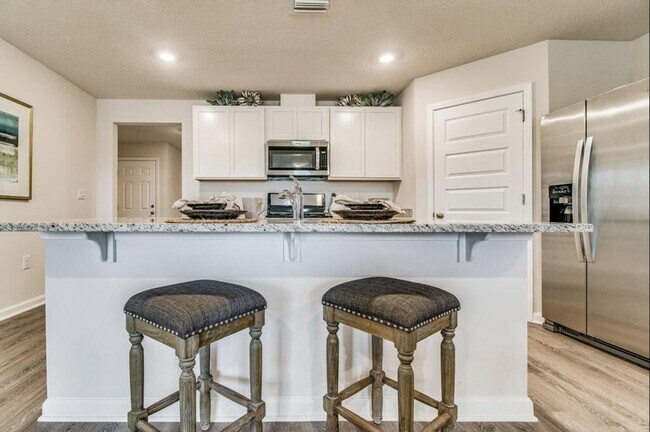Building Photo - 8610 Tarsus Dr