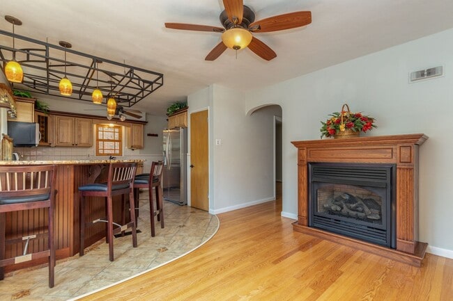 Building Photo - 2BD/2BATH Rockhill Home!
