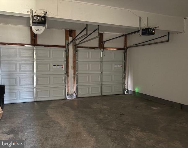 Building Photo - 1018 Willowleaf Way